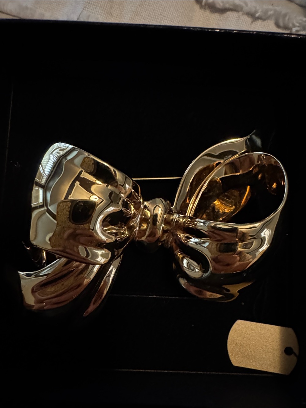 Vintage Monet Gold Bow Brooch - Elegant Women’s Accessory